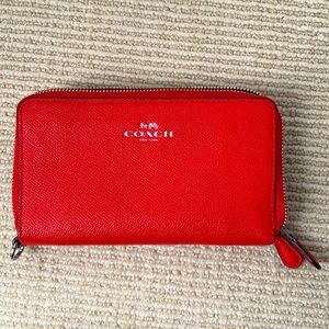 Coach Ladies Wallet with Gift Box
